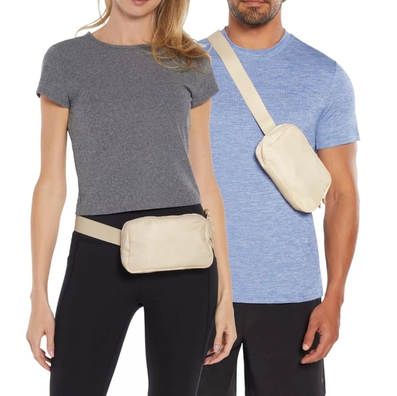 Gap fit Belt Bag - Picture 3 of 6